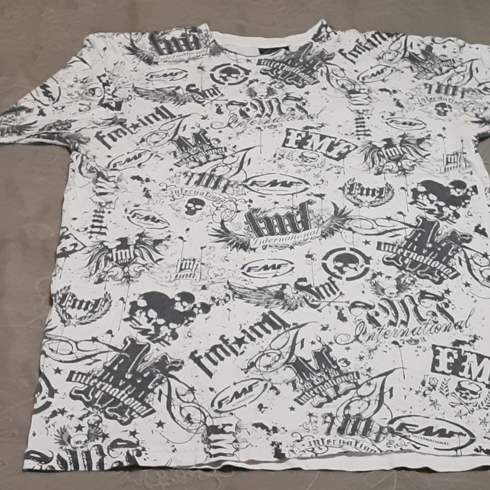 FMF SKULLS BEAUTIFUL TOP SIZE S MEN EXELLENT